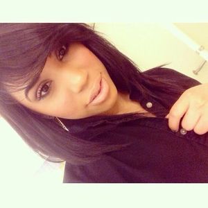 Meet your Posher, Ana